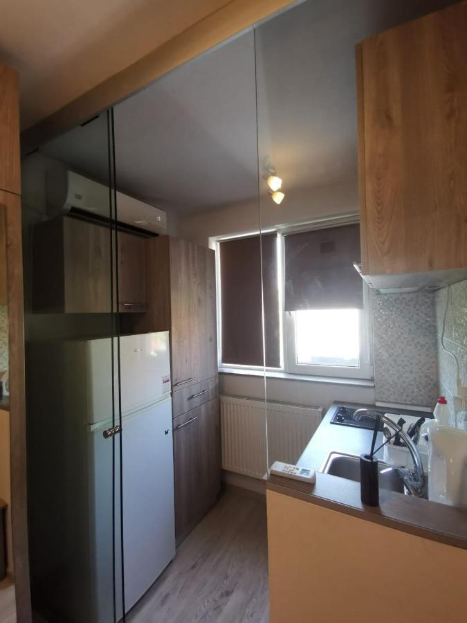 Holidays Inn Studio Bucharest Luaran gambar